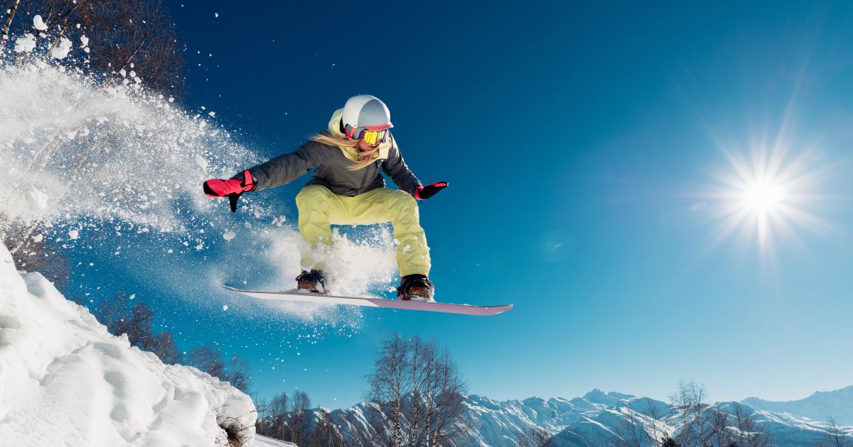 Snowboard T Shirt Motive